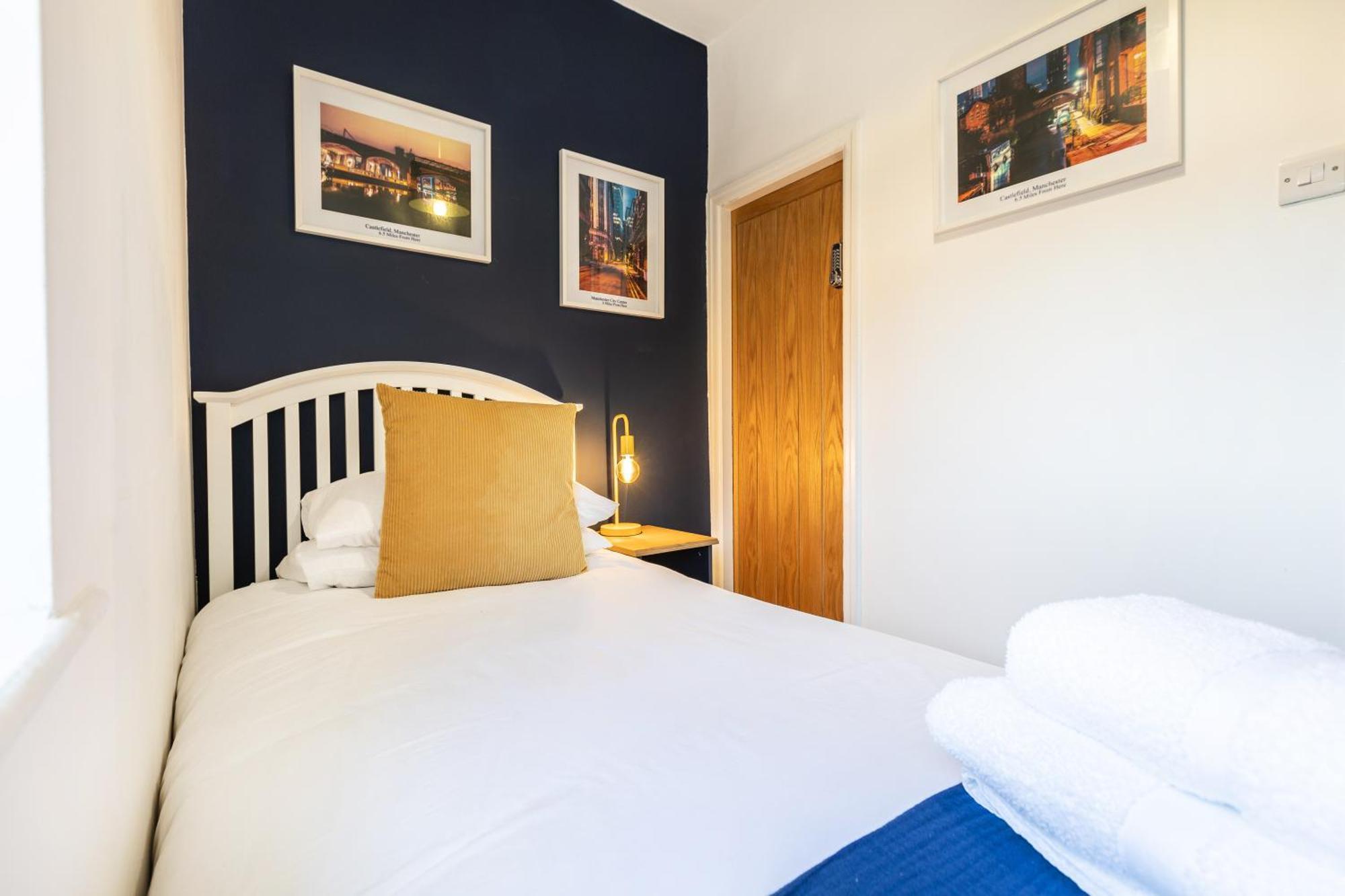 The Heart - Cosy 3 Bedroom House With Double Driveway And Garden In Mánchester Exterior foto